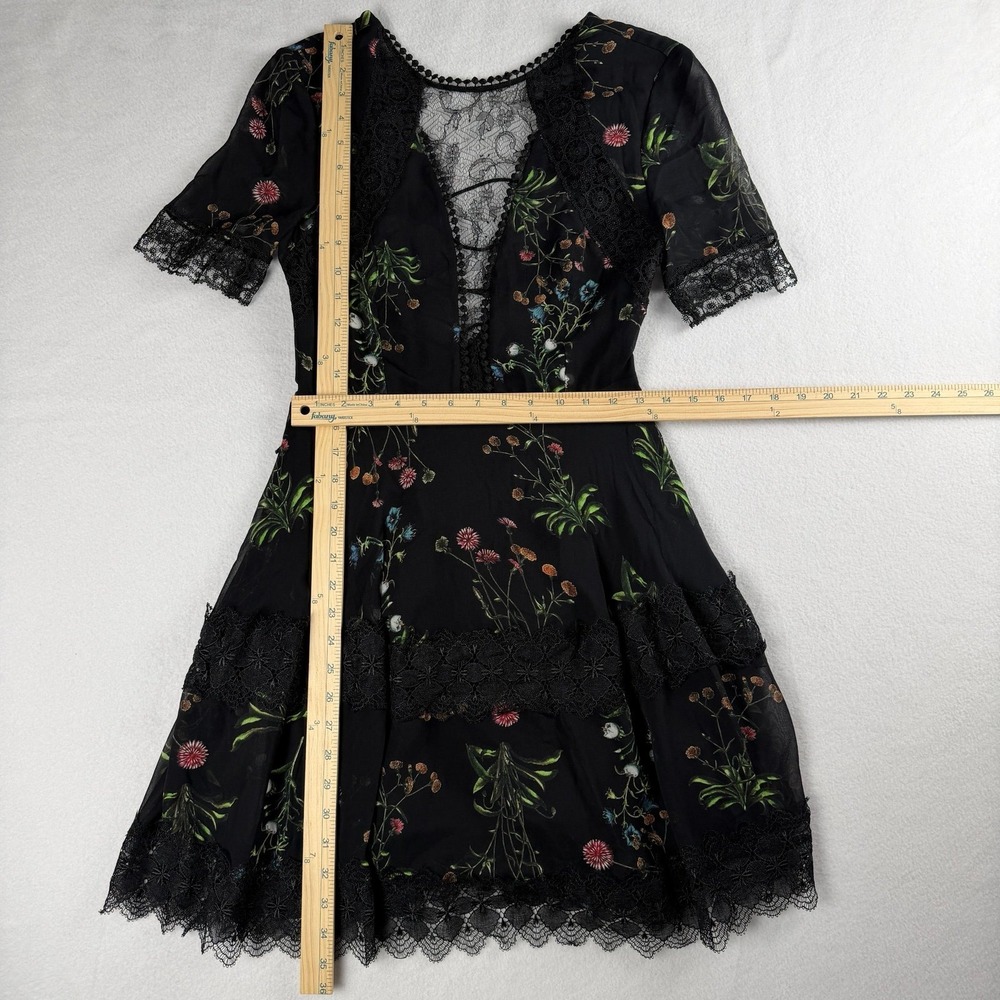 Nicholas Women's Wildflower Lace Mini Dress Black Sz US 4 - Picture 4 of 12